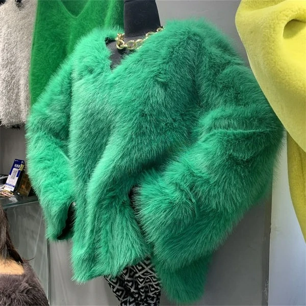 

2025 Autumn New Style Fashionable V-neck Fur Top with High Grade Hairy Solid Color Medium Length Coat