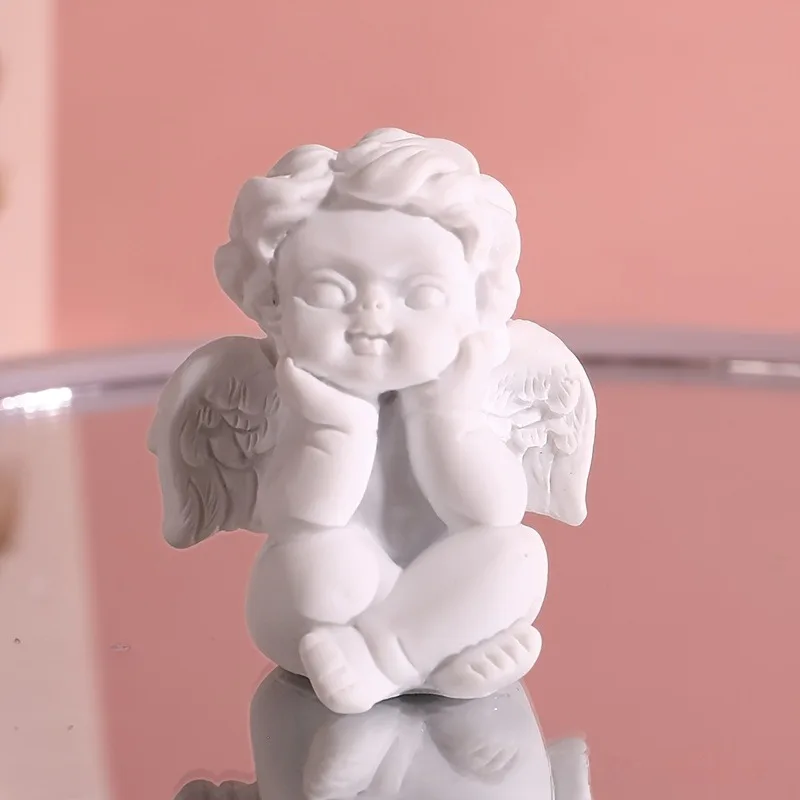

Resin Angel European Retro Girl Ornaments Holiday Party Living Room Desktop Decorative Ornaments Angel Statue Artwork