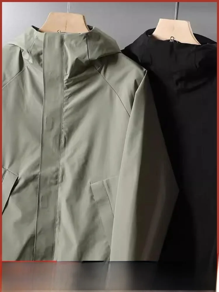 

Outdoor Men's Casual Hooded Breathable Jaet Windproof Waterproof 3D Tailoring Autumn Season Stand Fit Long Sve Zipper