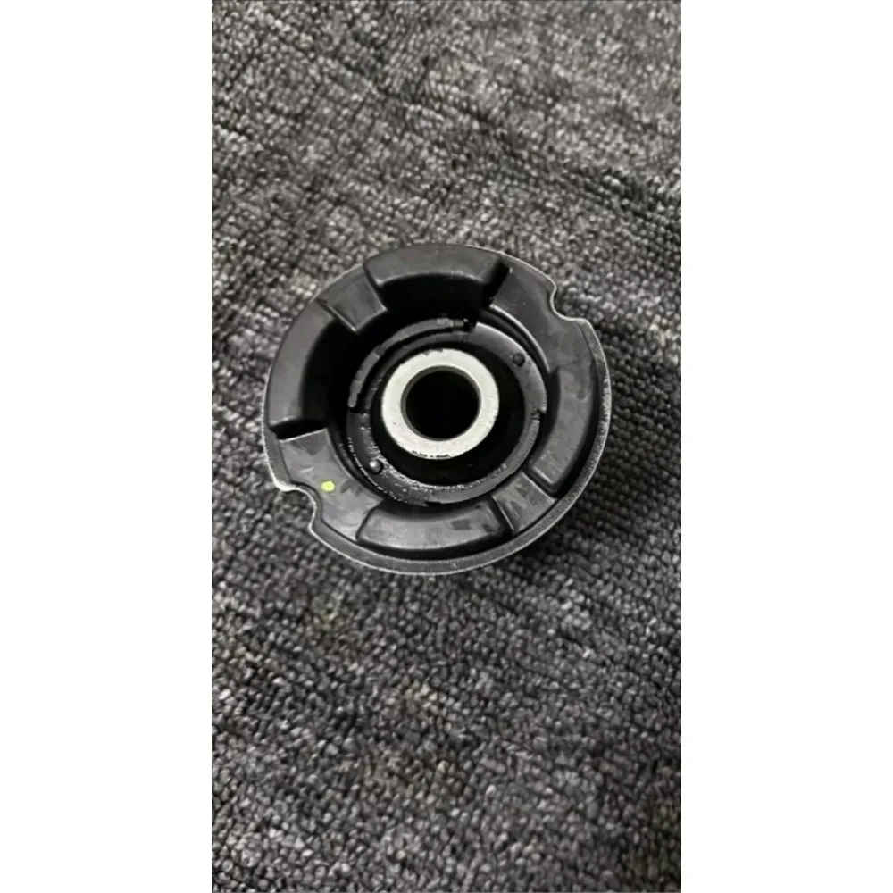 

Front Rear Axle Rubber Cover Ingot Beam Square Frame Rubber Cover for Opel Antara for Chevrolet Captiva All New