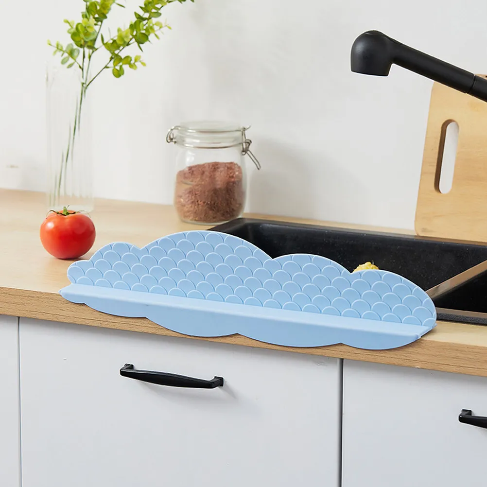 Sink Splashing Guard Silicone Water Baffle Board Suction Cup Kitchen Splatter Shield Splash Protector for Sink Waterproof
