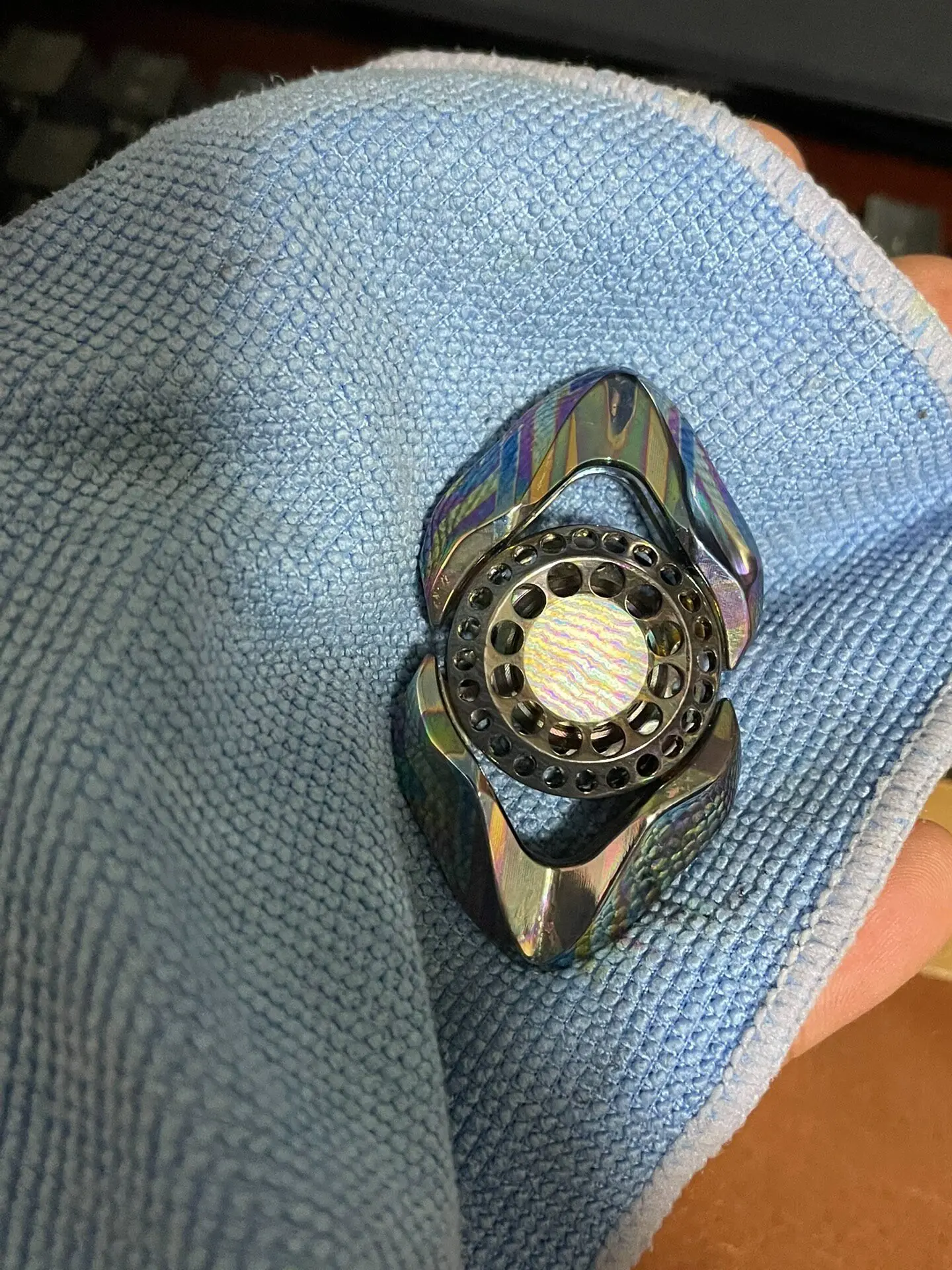 Used EDC SP Titanium Horse Cycle EDC Decompression Toy