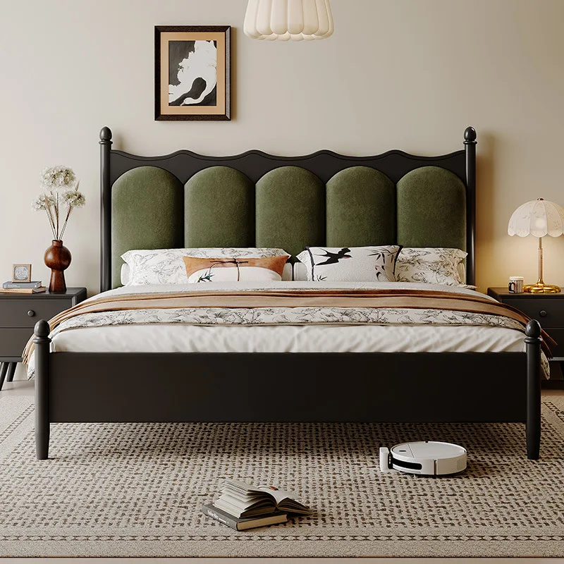French retro solid wood double bed master bedroom medium ancient wind bed soft bag