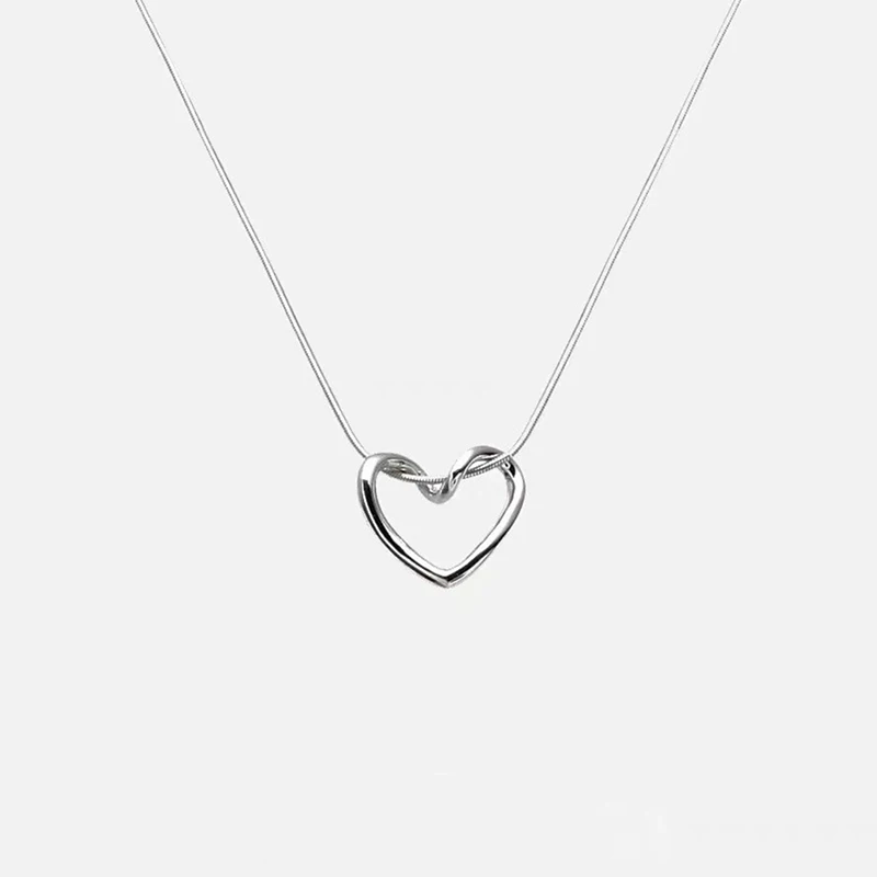 New Heart Necklace Ladies Clavicle Chain Neck Choker Necklaces for Women Jewelry Free Dropshipping Wholesale