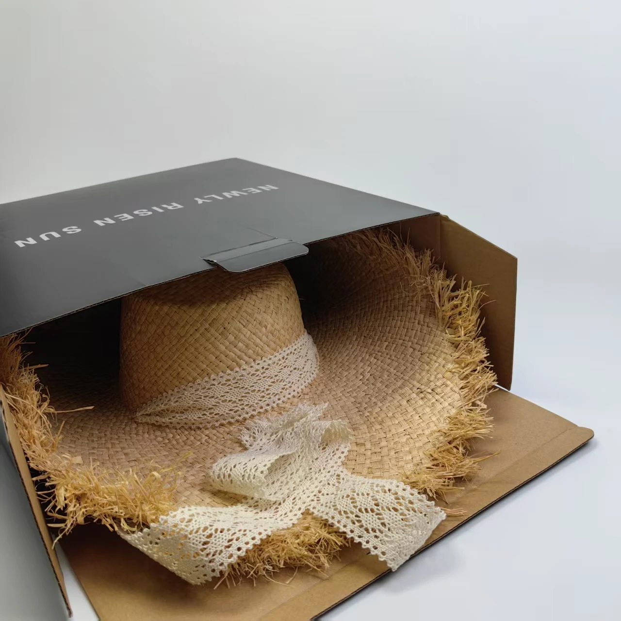 

New Spring & Summer Raffia Breathable Sun Hat, Hand-Woven Wide Brim Sunshade, French Bow Lace Tie Beach Straw Hat