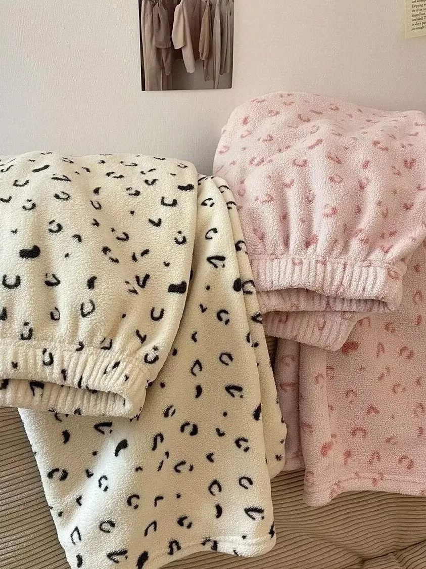 Thick Coral Fleece Comfortable Home Clothes Long Pants Leopard Print Sleepwear Loose Walking Pants Straight Leg Winter Homewear