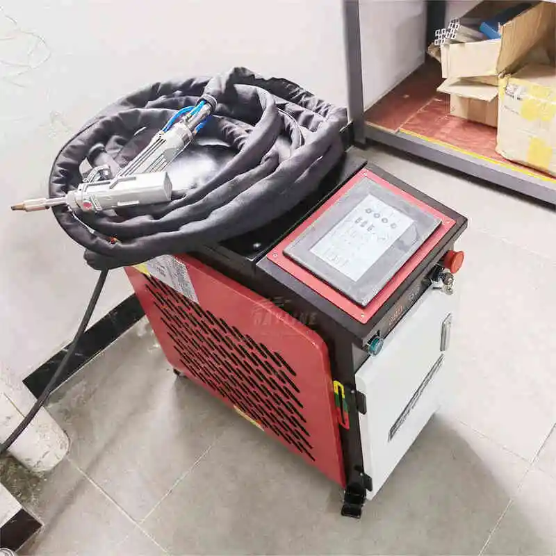 

1500W Handheld Fiber Laser Hine GW Water Cooling Portable For Welding Metal Carbon Stainless Steel Aluminum Solder