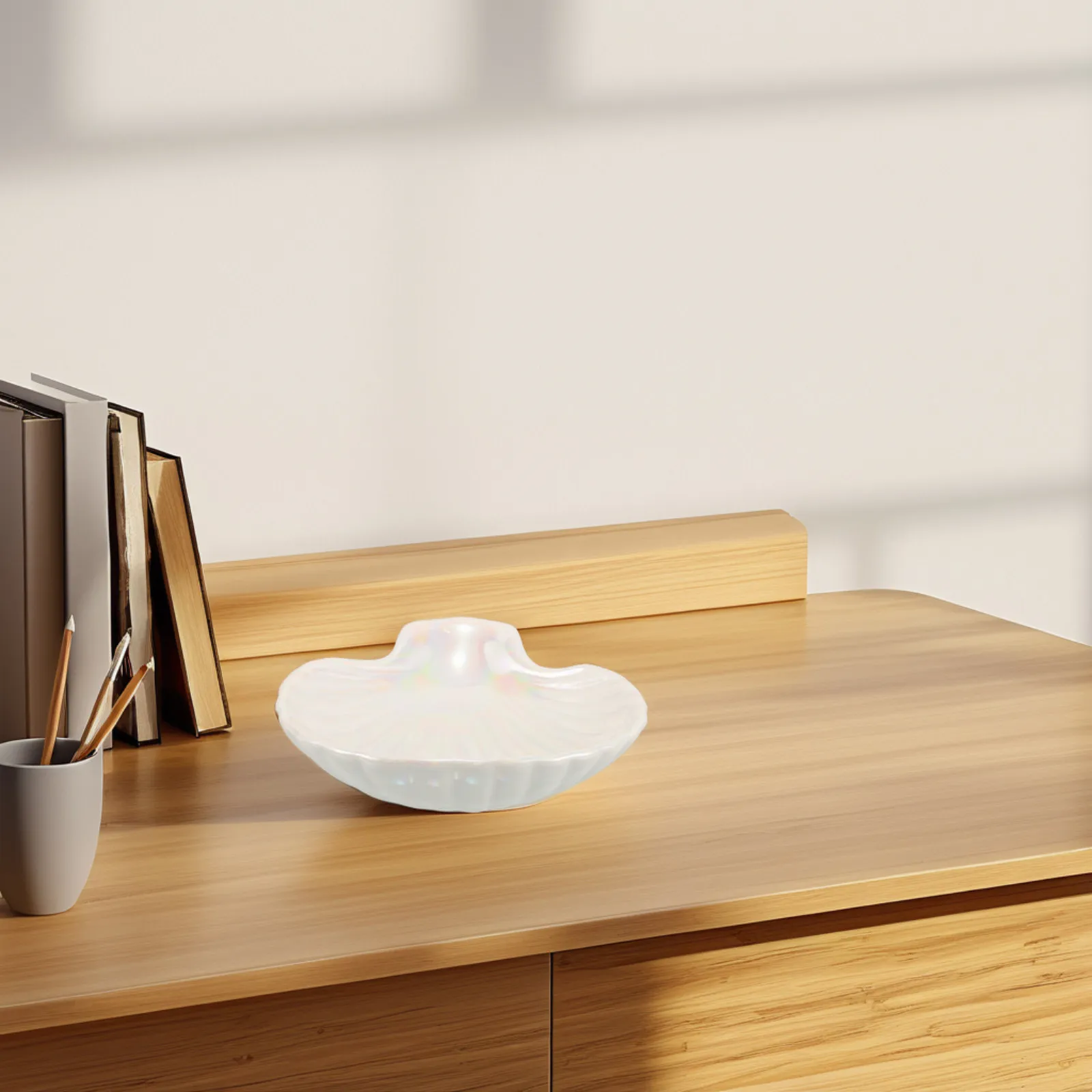 

Керамическая тарелка в форме ракушки для украшений, декоративная подставка для мелочей, маленький элегантный органайзер для колец, серег, ожерелий, домашний поднос для ювелирных изделий