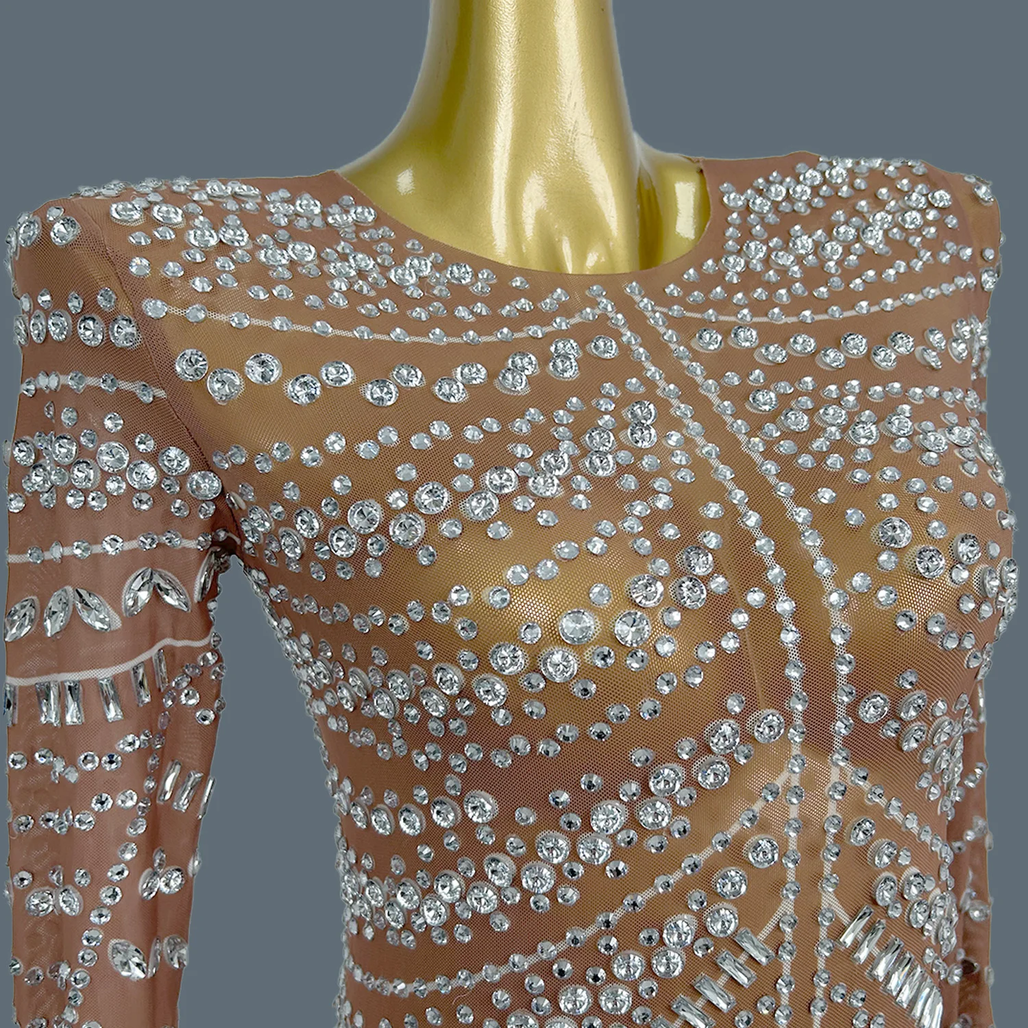 キラキララインストーンブラウンシアーメッシュロングドレスフェスティバル祝う長袖イブニングドレスセクシーな女性クラブパーティー衣装華宝