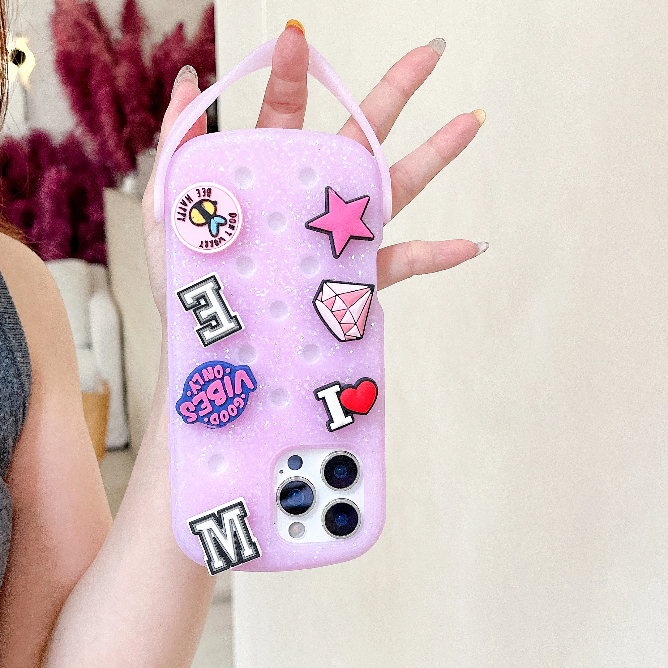 17 Pro Max 17 Air For Crocs Holes Design Shockproof Case for iPhone 16 15 14 13 12 Pro Max with Wrist Strap + Accessories Kit