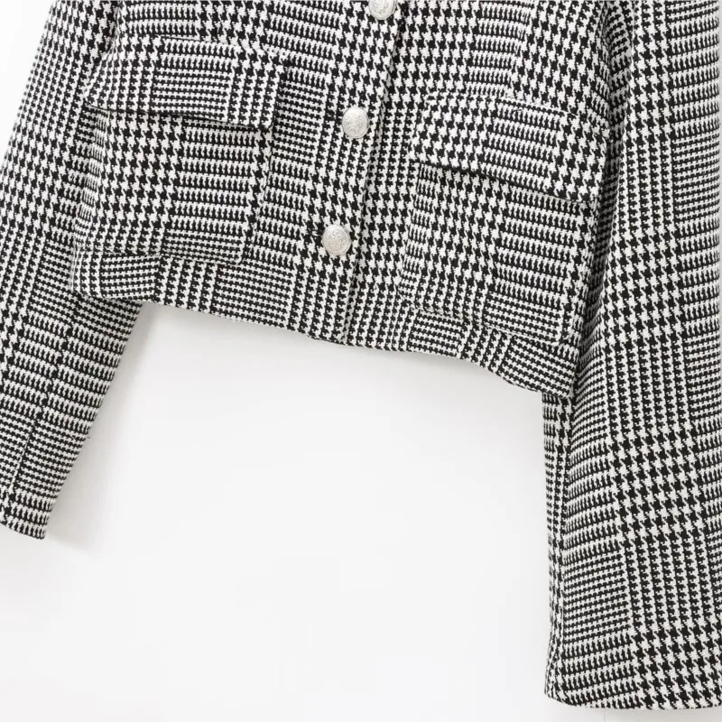 TRAF Houndstooth สั้น Blazers สําหรับผู้หญิงฤดูใบไม้ร่วงแฟชั่นตกแต่งกระเป๋าปุ่มสั้นเสื้อแขนยาวหญิง Blazers