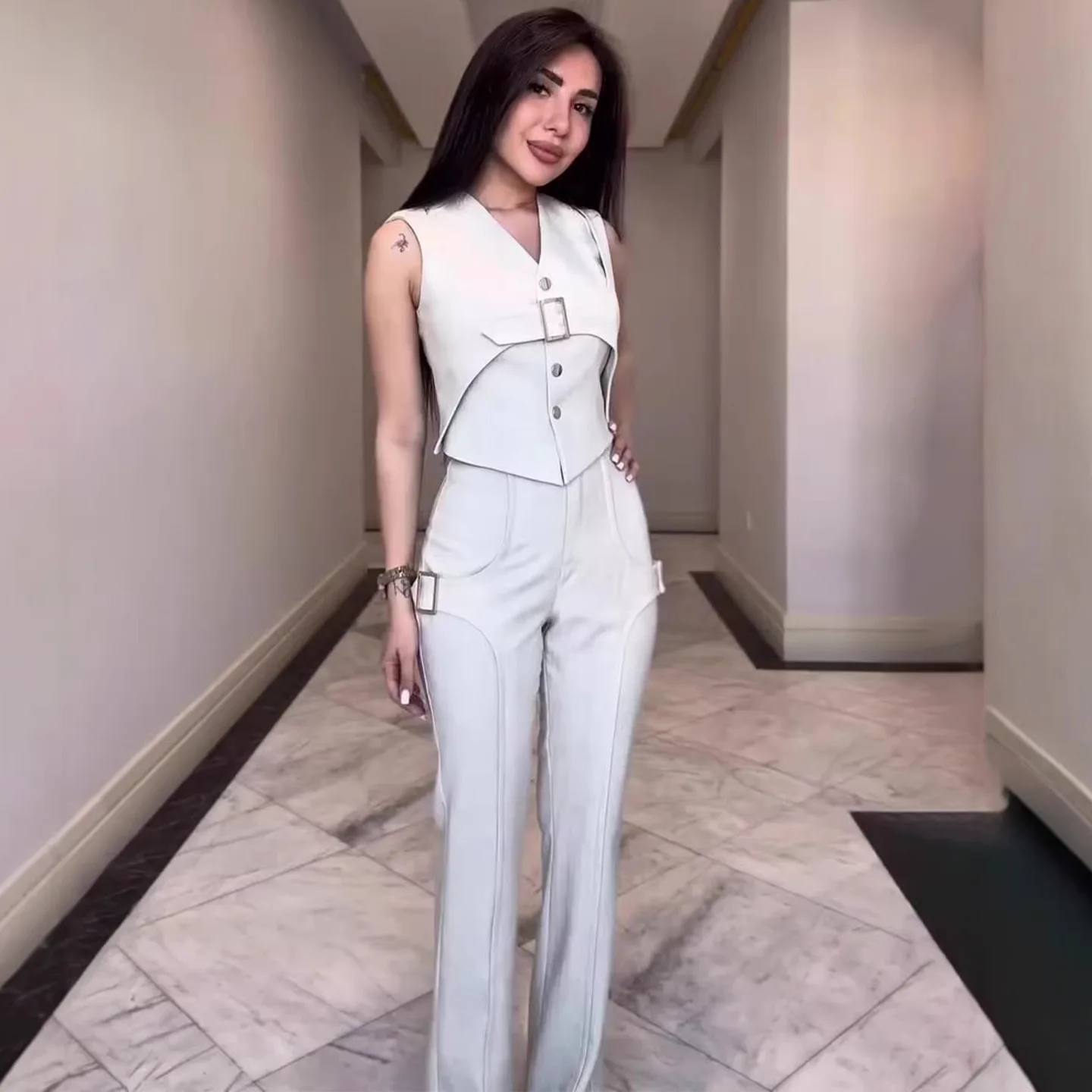 Hosenanzug für Damen: Weste, gerade Hose, 2-teiliges Set, V-Ausschnitt, ärmellose Jacke, Ensemble, Weste, Top, Streetwear-Outfits 2026
