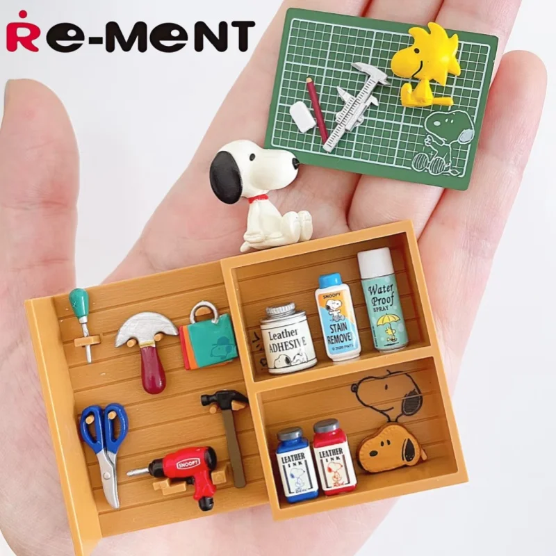 Re-ment Rement Snoopy Leather Atelier Blind Box Miniature Craft Workshop Tailor Shop Dollhouse Accessories Collectible Figurines
