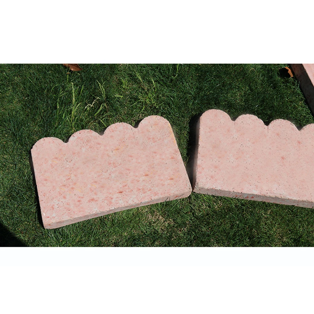 

Plastic Garden Brick Edging Concrete Mould, DIY Fence Cement Pond Lawn Mold