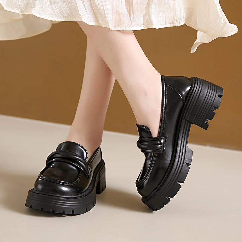 Small leather shoes for women thick soled British style height-raising Mary Jane single shoes Japanese Jk Uniform Mary Janes