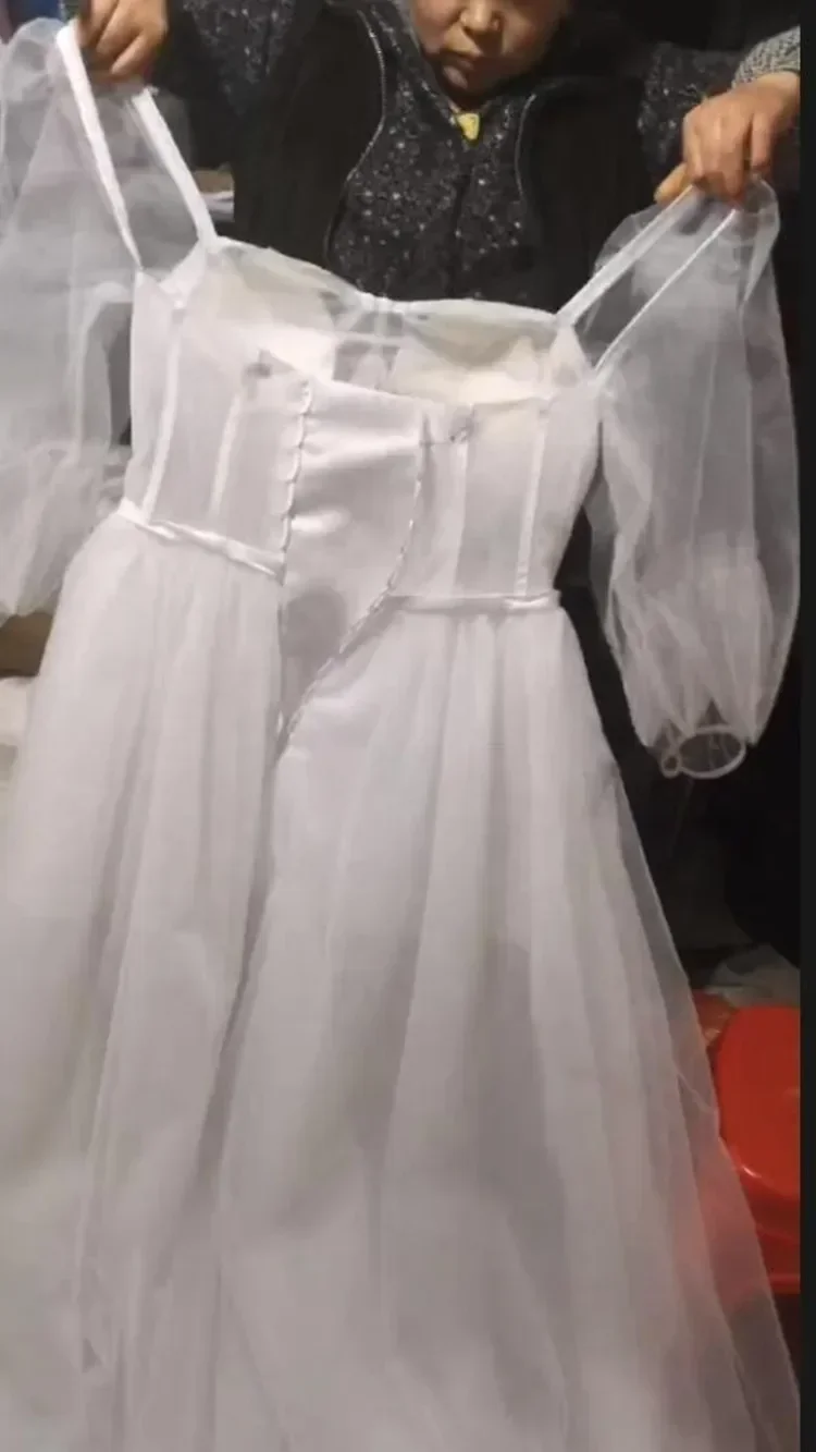 Suknia ślubna z kwadratowym dekoltem, prześwitującymi aplikacjami, rękawami typu iluzja, afrykańska suknia ślubna, vestidos de novia.