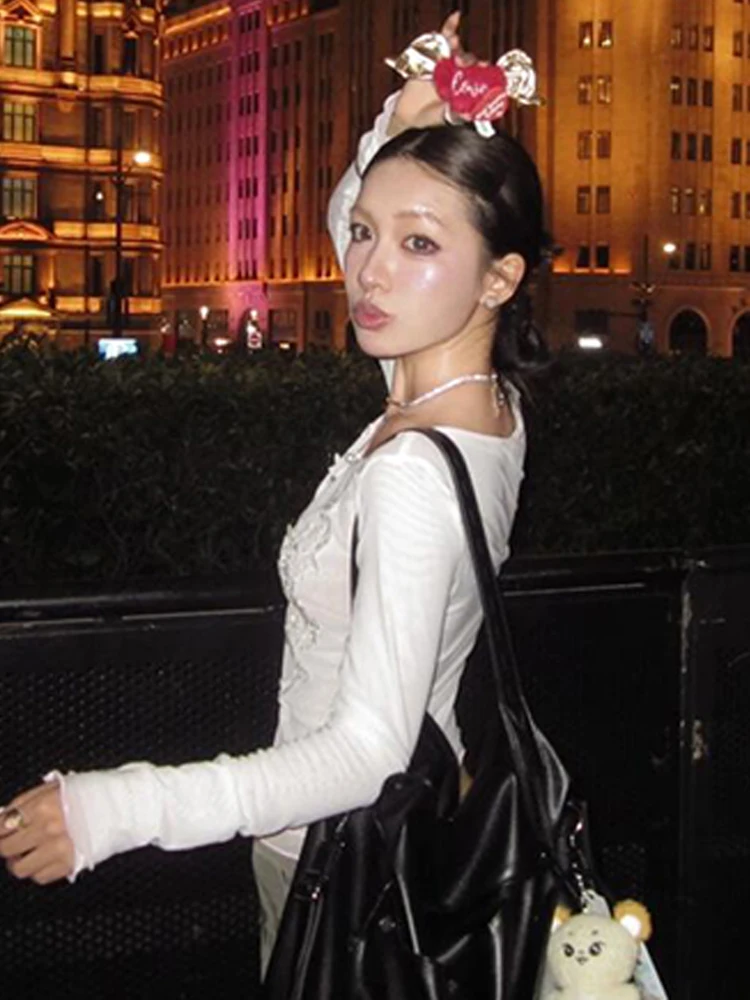 Yedinas ملابس الشارع الشهير ملابس علوية شبكية ضيقة بأكمام طويلة تي شيرت جرافيك موضة كورية 2000s ملابس Y2k تي شيرت نسائي ربيعي أنيق