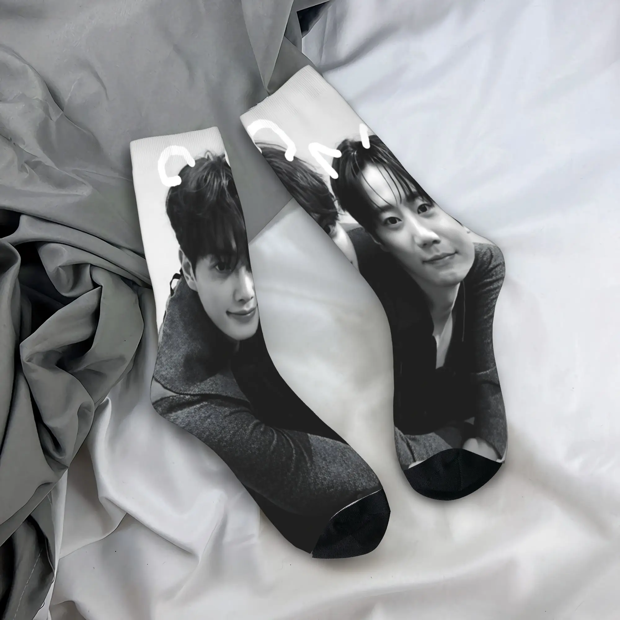 Kdrama Four Hands Two Sonatas Stockings Women Men  Socks Comfortable Vintage Socks Autumn Outdoor Non-Slip Pattern Socks Gift