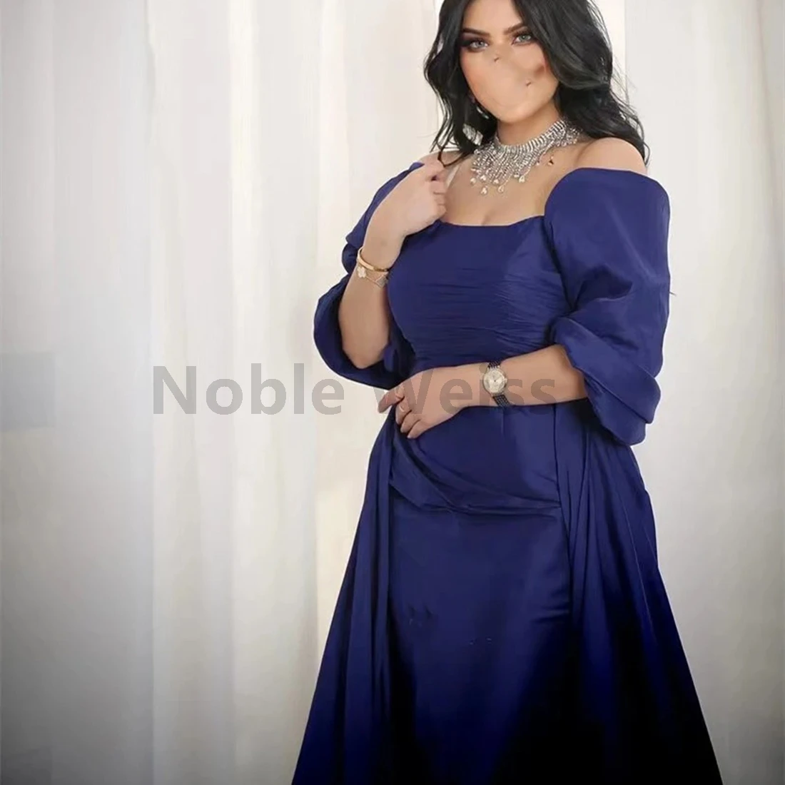 قبالة الكتف الساتان حورية البحر مساء اللباس مطوي الجانب الشق ثوب رسمي تخصيص