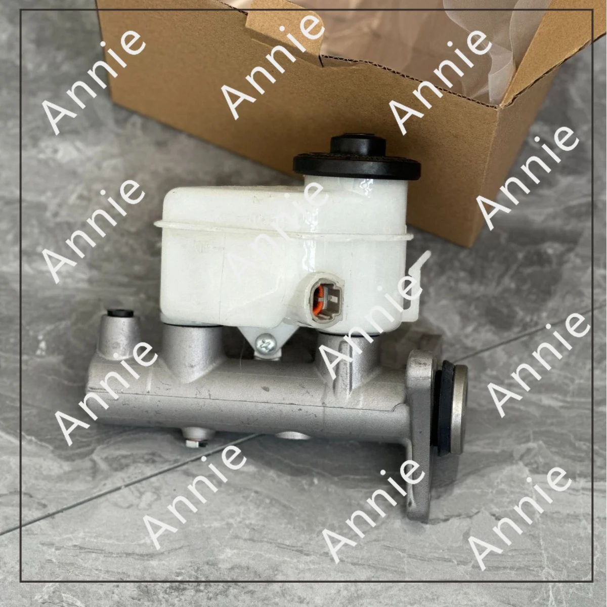 For Toyota Corolla 92-02 Brake Master Cylinder 94857032 47201-12800 47201-12830 47201-1A020