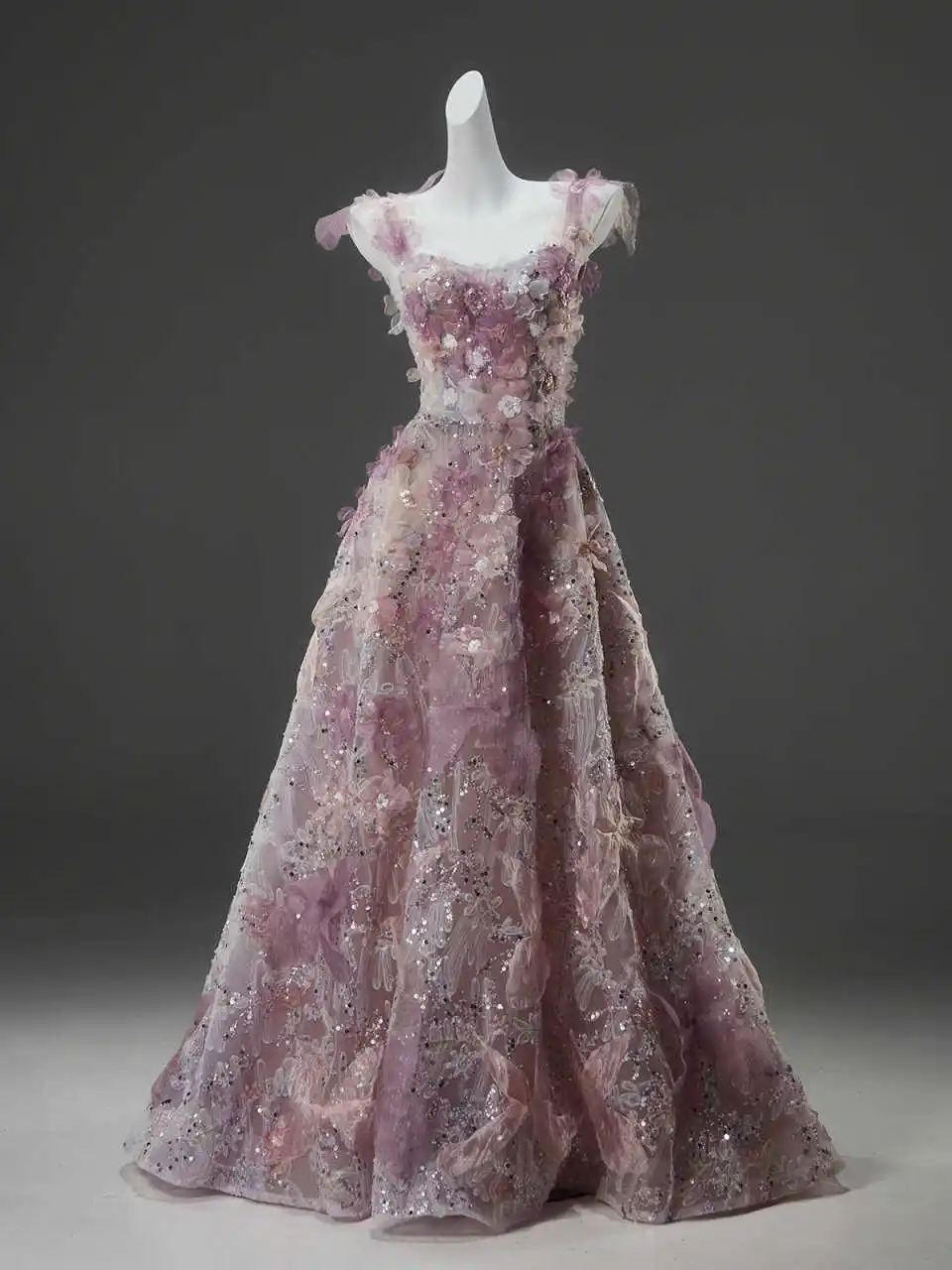 

Exquisite Evening Dresses Spaghetti Sleeveless Handmade 3D Appliques Flowers Sequin Crystal A-line Bridal Gown Customized
