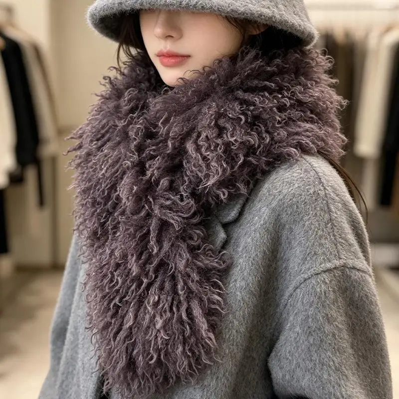 Lockiger, brauner Schal aus Kunstfell, ultraweich, flauschig, hält hervorragend warm, perfekt für den täglichen Gebrauch im Winter und für den Weg zur Arbeit. – Detail 5
