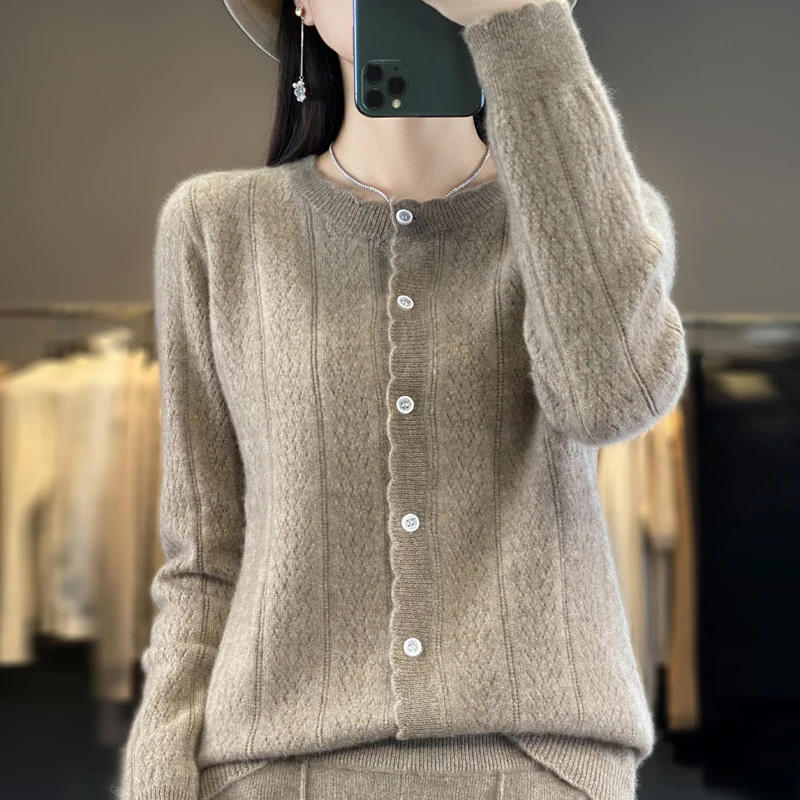 2024 Autumn/Winter Women\'s cashmere cardigan knitted cashmere sweater 100% cashmere sweater sweater top cardigan jacket