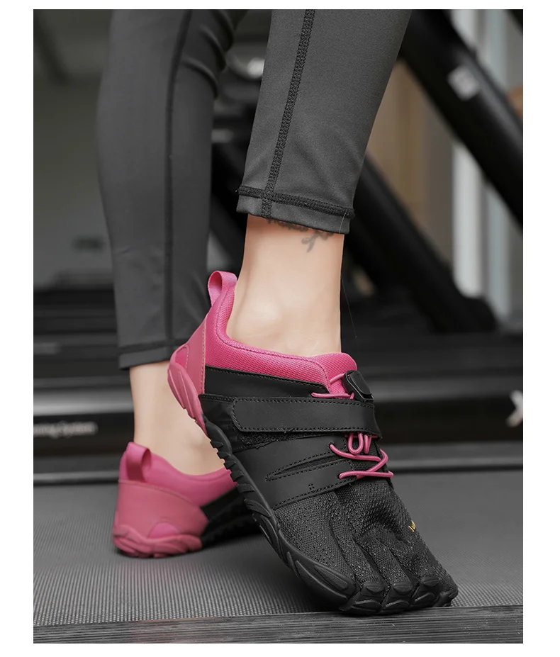 

2025 Hot Selling Wrestling Shoes for Men Black Red Boxing Shoes for Women Fitness Training Shoes Fighting Shoes