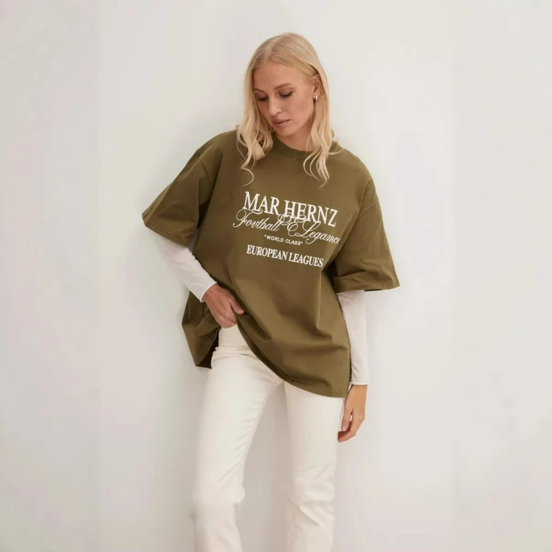 A Simple Color-blocking Letter-printed Short-sleeved T-shirt for Women New Summer 2026 Fashion and Casual Loose Half-sleeved Top