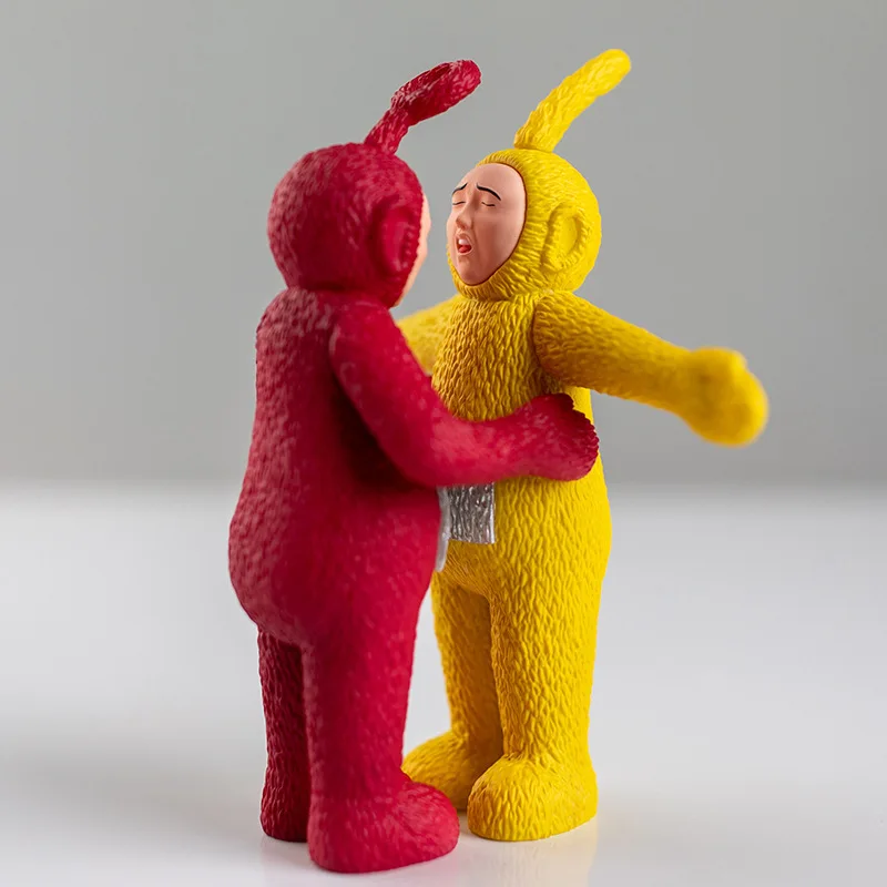 مضحك تيتانيك محاكاة ساخرة التماثيل الأصفر الأحمر المتأنق المعانقة محاكاة ساخرة ميمي مكتب لعبة المزحة هدية الكمامة تحصيل Absurd مكتب الديكور