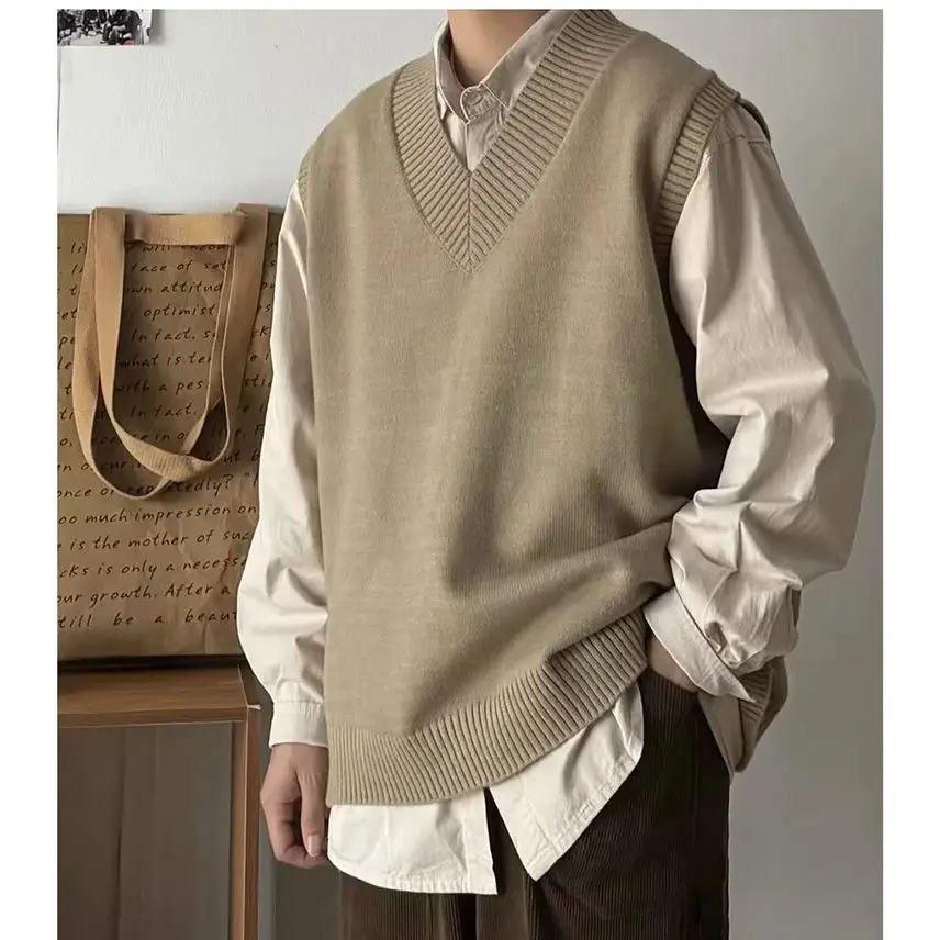 

Ретро однотонный вязаный жилет с v-образным вырезом, мужской японский стиль, осень-зима, повседневный свободный нейтральный универсальный свитер, топы без рукавов