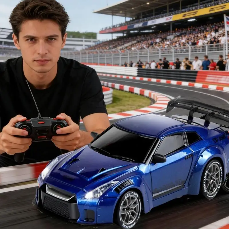 Xe Drift có đèn LED tuyệt đẹp được thiết kế để lái xe ban đêm và những cú vẫy đuôi thú vị với lớp hoàn thiện màu xám kiểu dáng