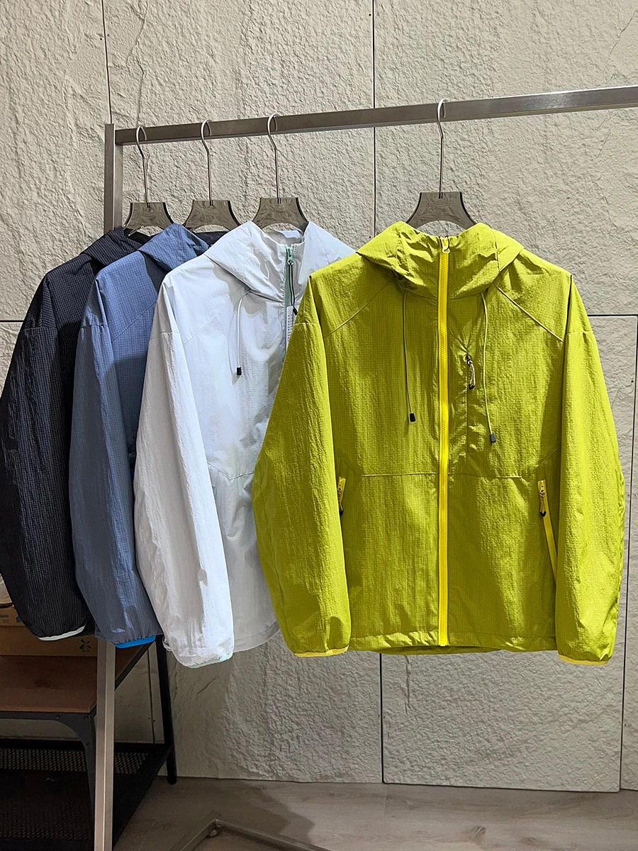 

Мужская повседневная дышащая куртка для активного отдыха, весна-лето, легкая, ветрозащитная, с капюшоном, молодежная, популярная, стандартный крой, с длинными рукавами