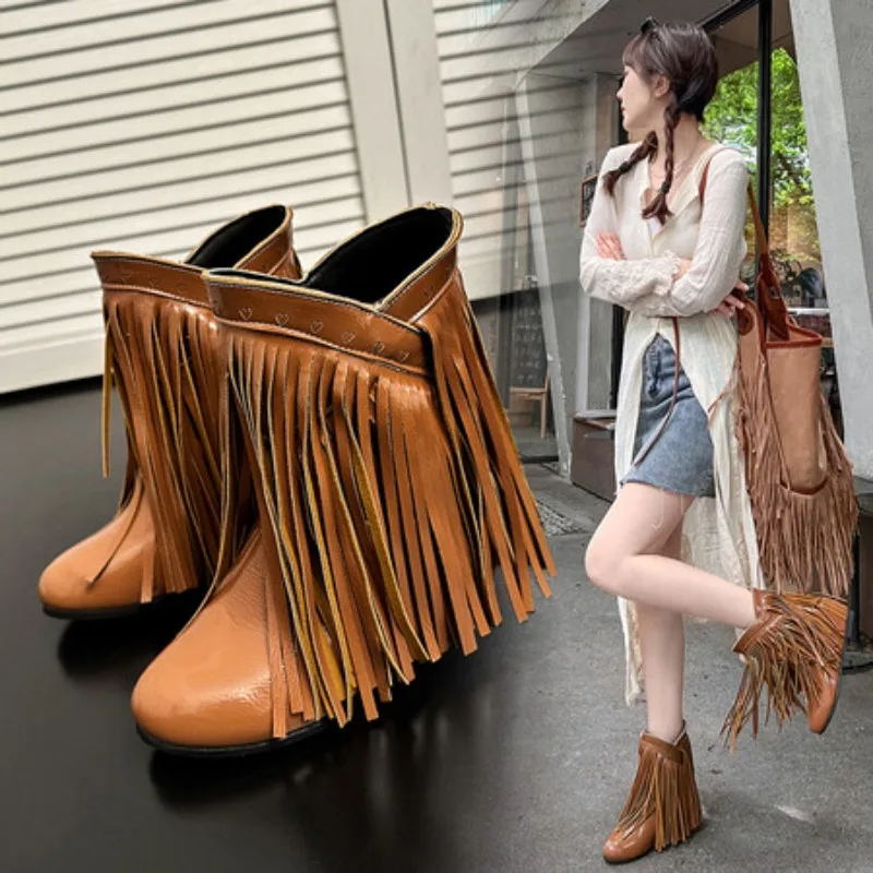 

Western Vintage Embroidery Women's Ankle Boots Thick Heel Tassels Cowboy Boot Female Leather Chelsea Boots Autumn Winter
