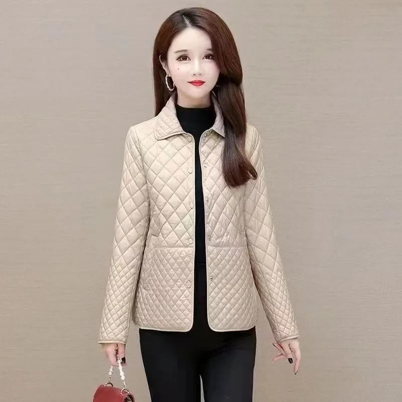 2023 New Small and Exquisite Mother Loaded Plus Size Loose Slim Short Fashion Cotton-padded Jacket Coat.