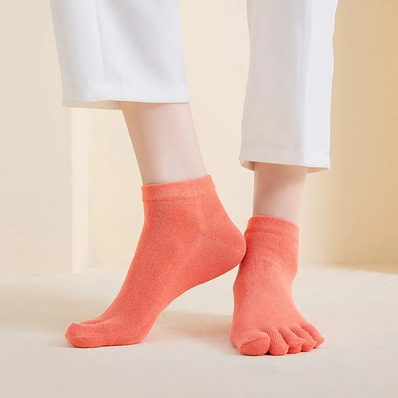 Spring Summer Women's Short Five Finger Socks Candy Color Ankle Socks Sweat absorption Breathable Cotton Split Toe Socks 5 Toes image 3