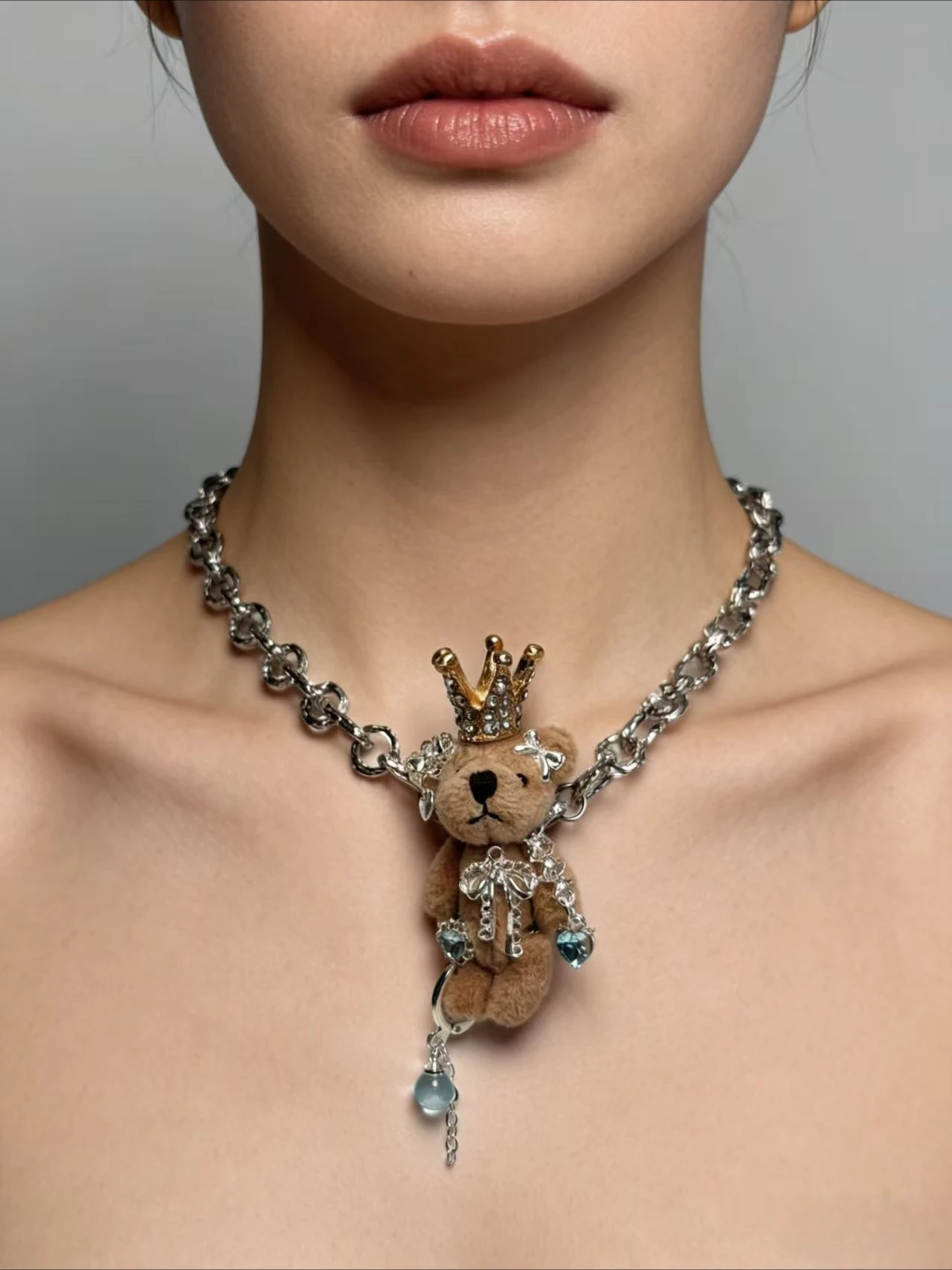 

Royal Blue Bear Necklace Crown Pendant Luxury Design Summer Clavicle Chain Party Gift For Women