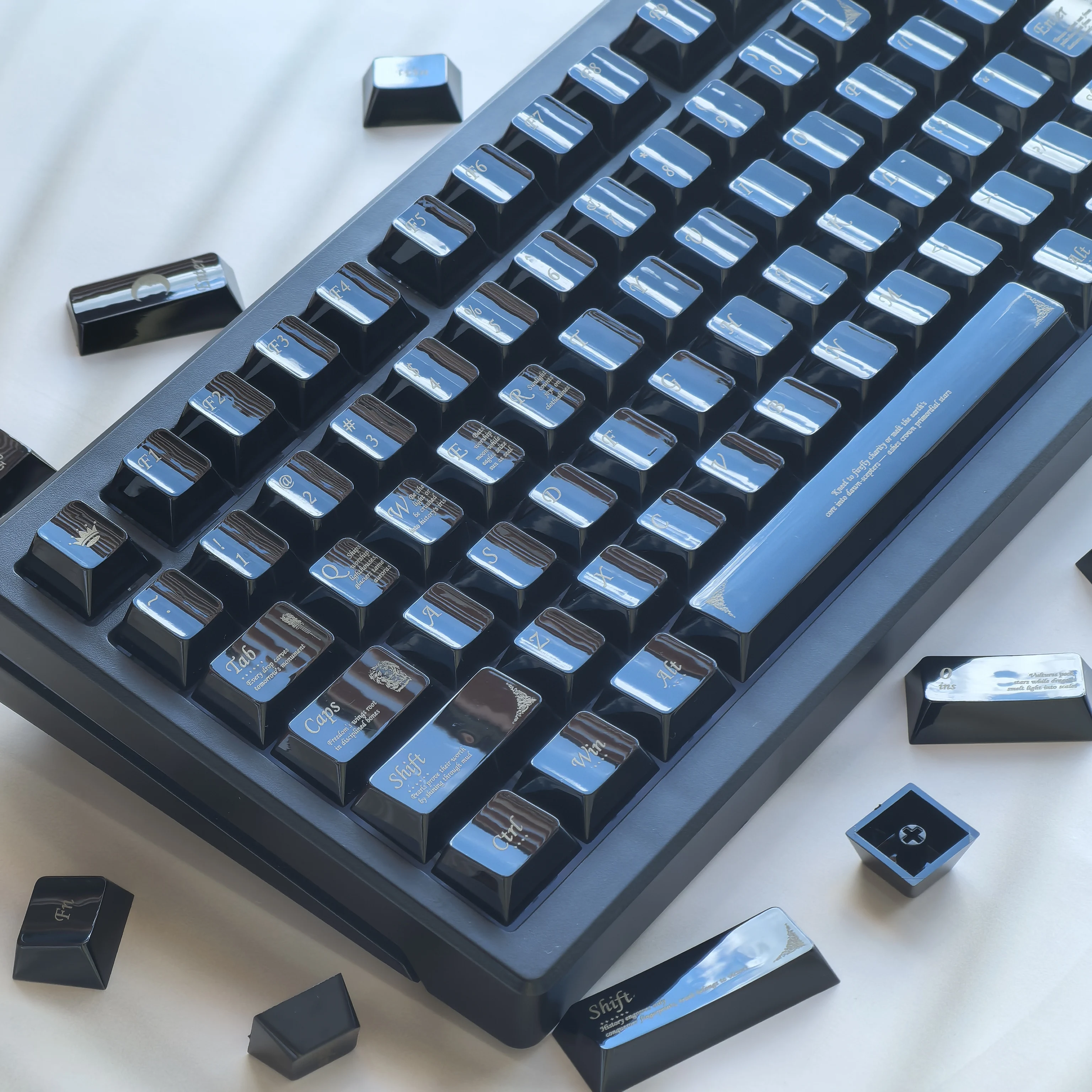 

Black Mirror Keycaps Imitating Ceramic Texture Pc Cherry 115Keys Small Full Set Of Pure Black And White Simple Customized Keycap