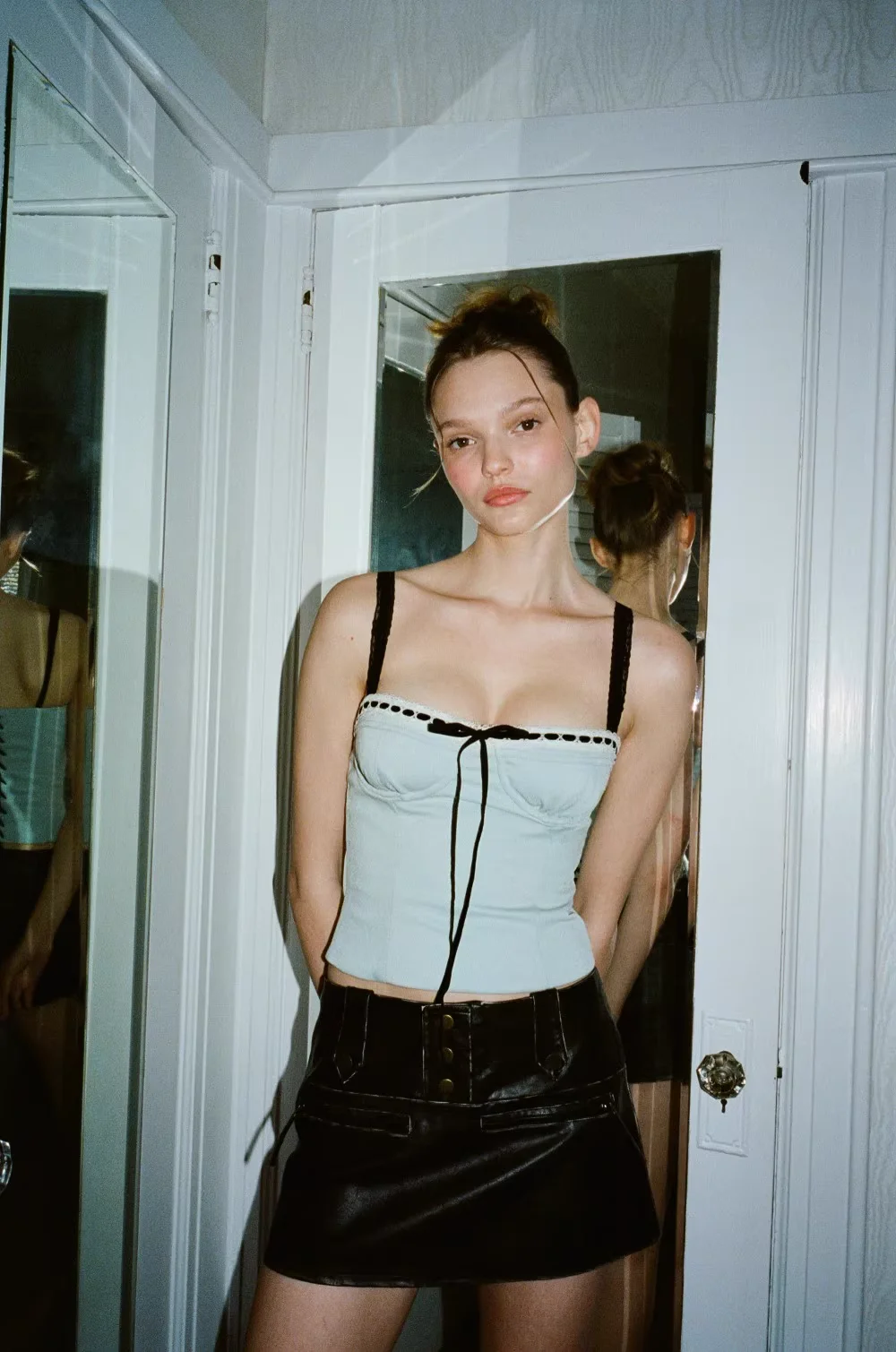 

Сексуальный жилет с бретелями для женщин, горячий бандажный топ для девочек, однотонный модный топ без рукавов