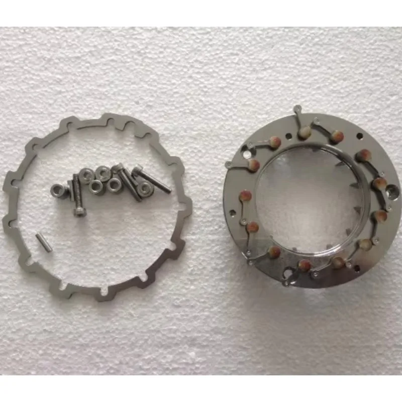 

GT2256V 715910 715910-0002 715910-0001 A6120960599 Кольцо сопла турбокомпрессора для E270 CDI W210 ML270 W163 1999-07 OM612 2.7L