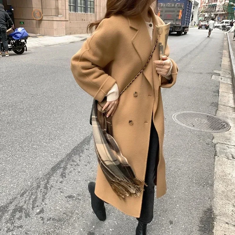 Giacca da donna a maniche lunghe in lana spessa di media lunghezza temperamento autunno e inverno 2022 da donna cappotto di lana alla moda rosso di tendenza