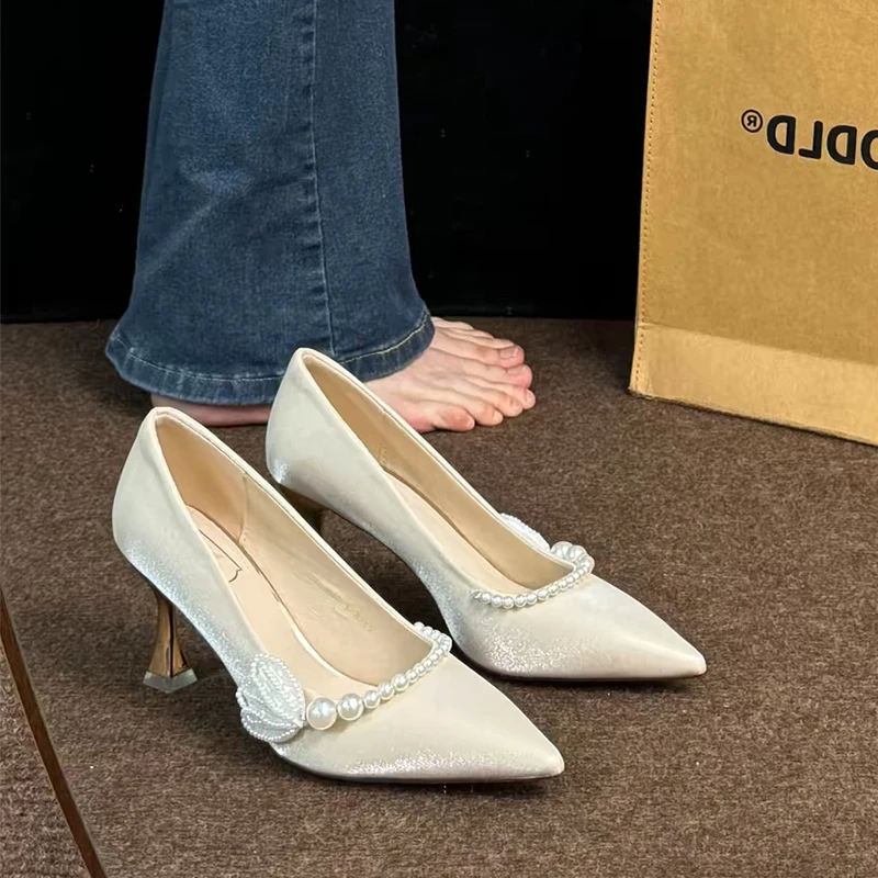 Elegantes Zapatos Planos de Tacón Bajo con Punta Puntiaguda y Decoración de Perlas, Nuevo Estilo, Zapatos Delgados y Versátiles para Novias y Fiestas