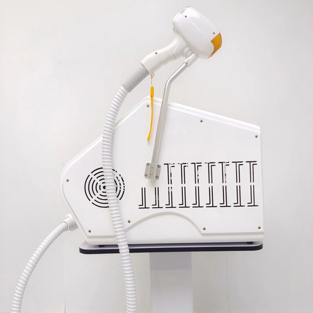 أجهزة الأخيرة دي ديبيلاسيون لسيارة ديودو ND YAG de Four longitudes de onda 4000W potenti indolora y Perman 808n