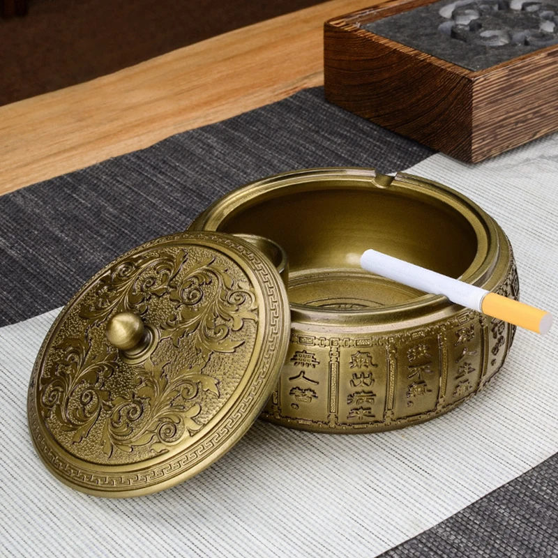 

Retro Ashtray With Lid Office Windproof Design Resin Tea Table Ashtray Home Creative Personalized And Trendy Decorative Items