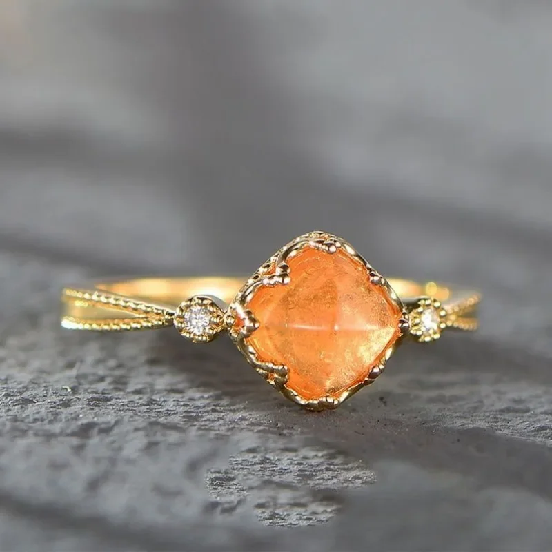 

Refreshing Glossy Orange Gemstone Rings for Women Vintage Palace Style Fashion Diamond Geometry Ring Fine Jewelry Gift