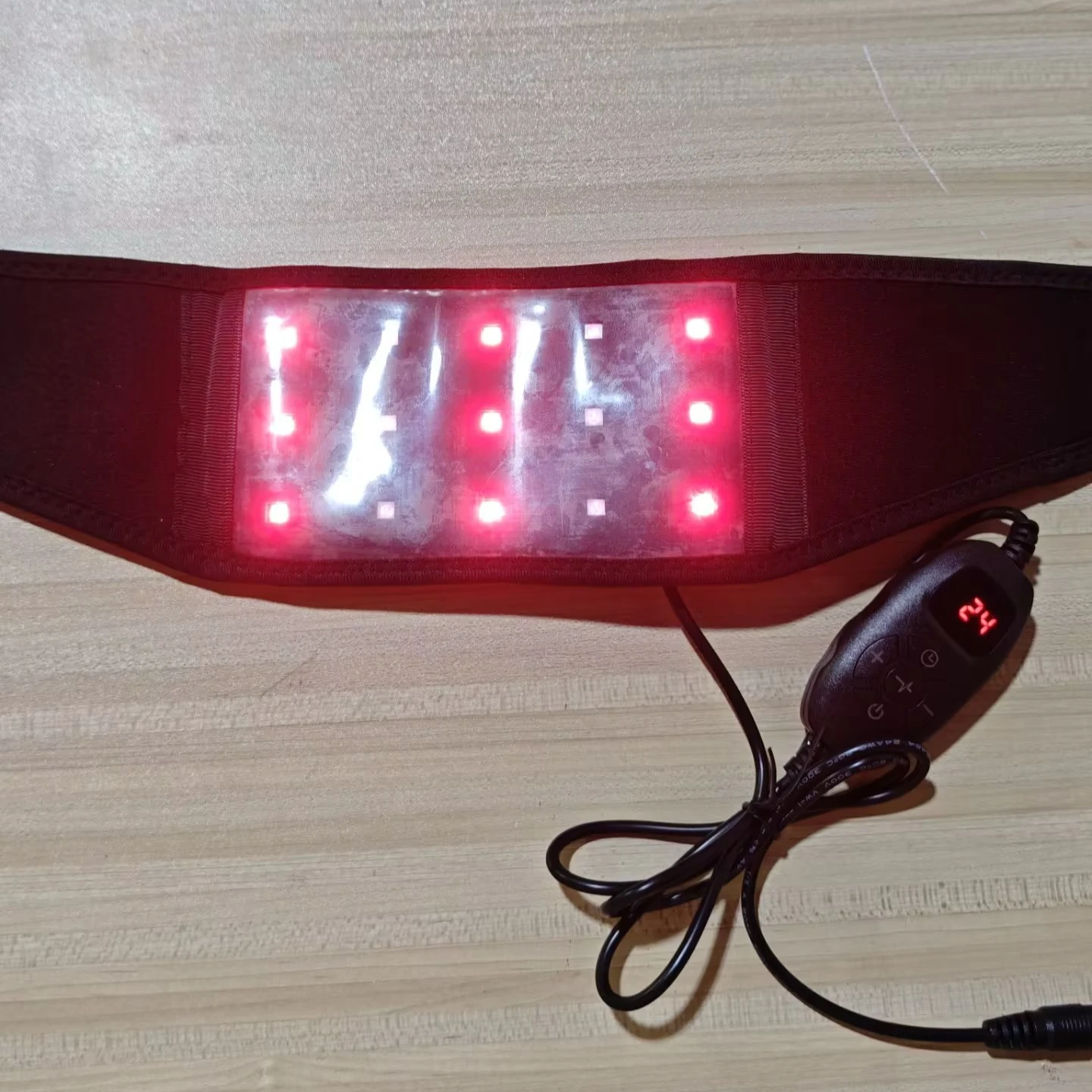 

660nm 850nm Infrared Light Therapy Device for Neck Shoulder Pain Relief and Rejuvenation