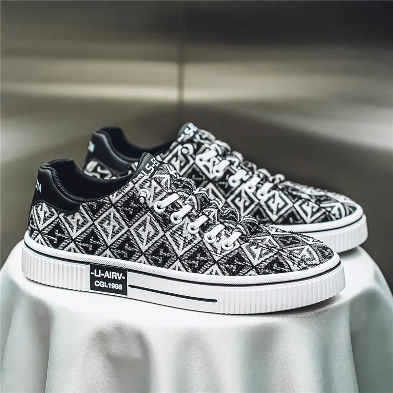 

DY модная мужская повседневная обувь с классическими маленькими белыми туфлями