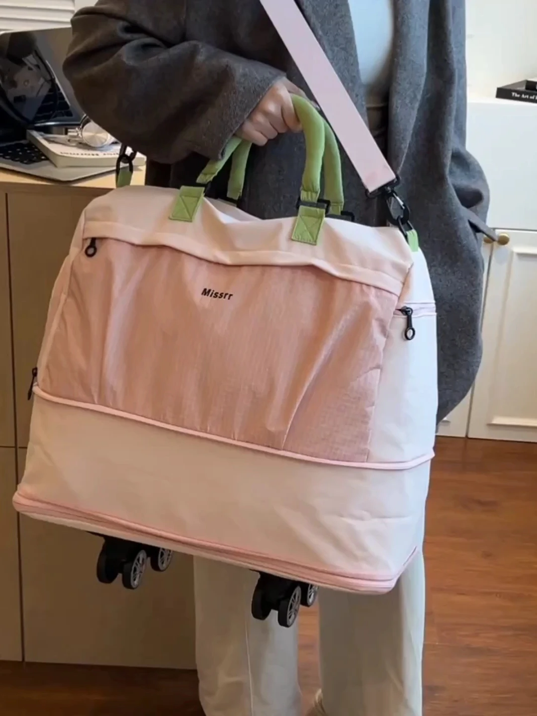 sac-de-voyage-leger-et-impermeable-avec-roulettes-universelles-sac-pour-courts-sejours-et-voyages-d'affaires-en-tissu-oxford-robuste-a-une-seule-bandouliere