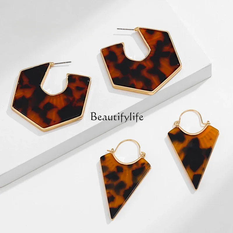 

Autumn and winter retro irregular alloy hollow acrylic earrings for women