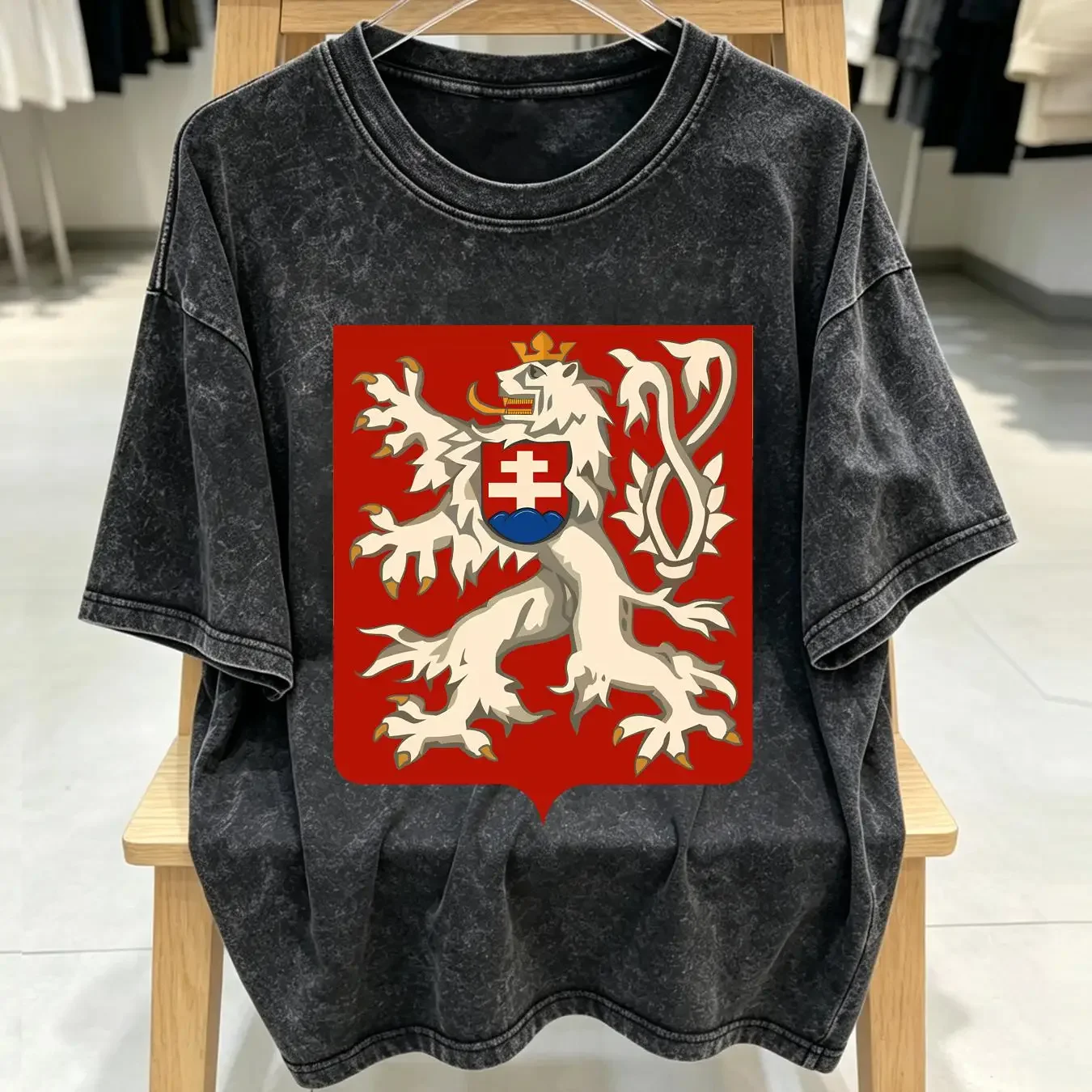 washed T Shirt Coat of arms Slovakia Three Peaks All Sizes vintage Washed homme streetwear Stretched Breathable